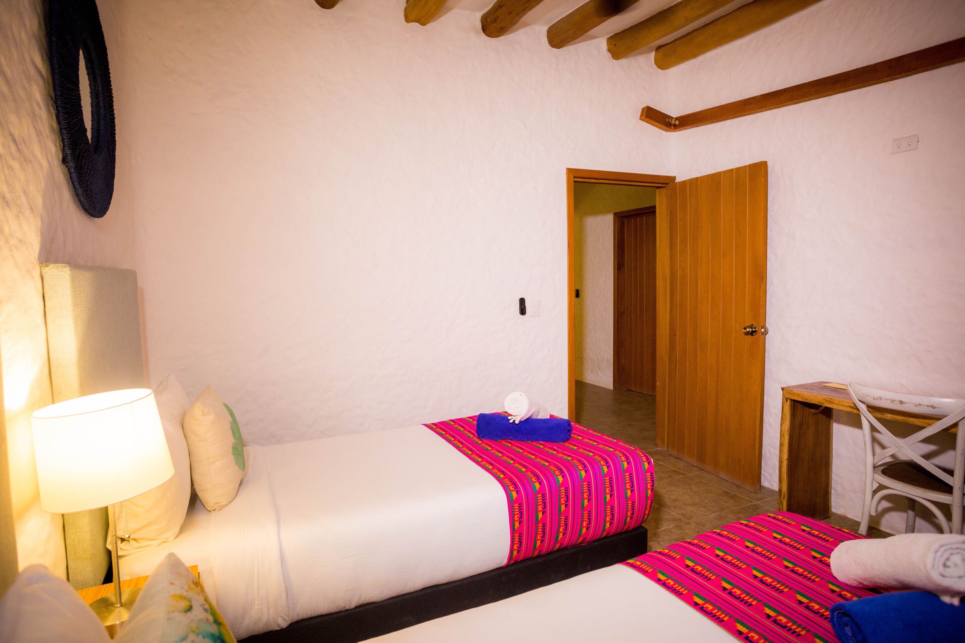 family room | free wifi, bed sheets