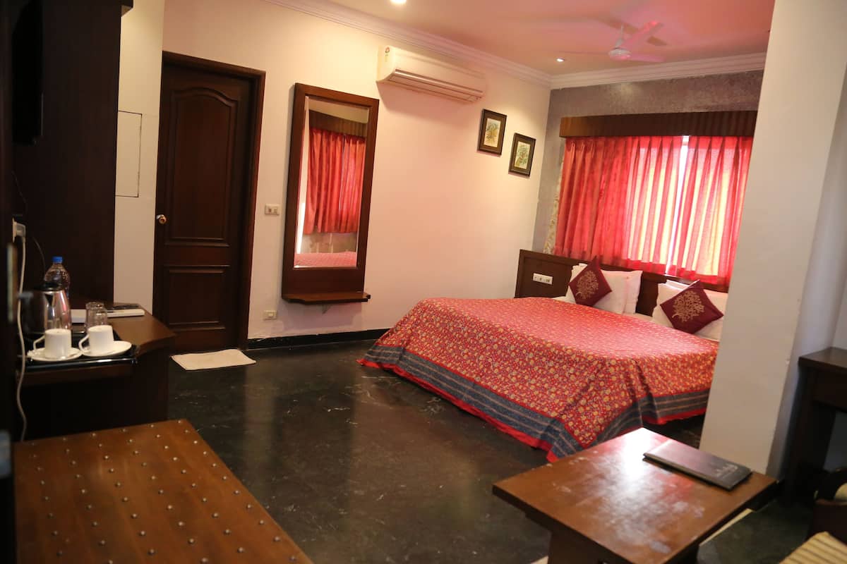 Premier Room