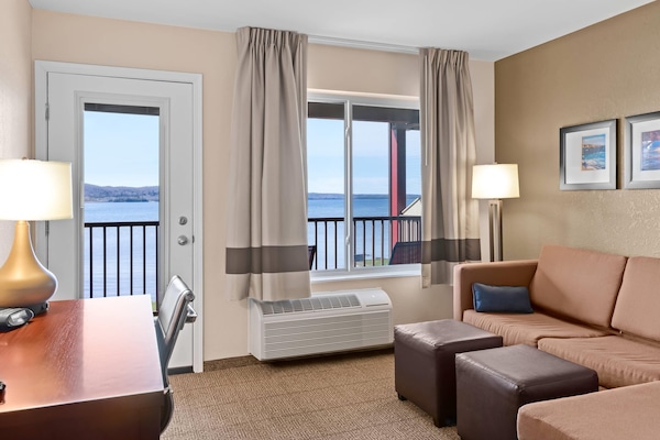 Suite, 1 King Bed with Sofa bed, Non Smoking (Lakefront) | Desk, iron/ironing board, free WiFi