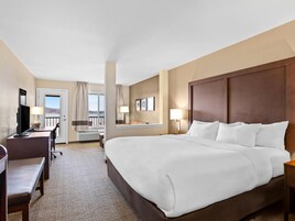 Suite, 1 King Bed with Sofa bed, Non Smoking (Lakefront) | Desk, iron/ironing board, free WiFi
