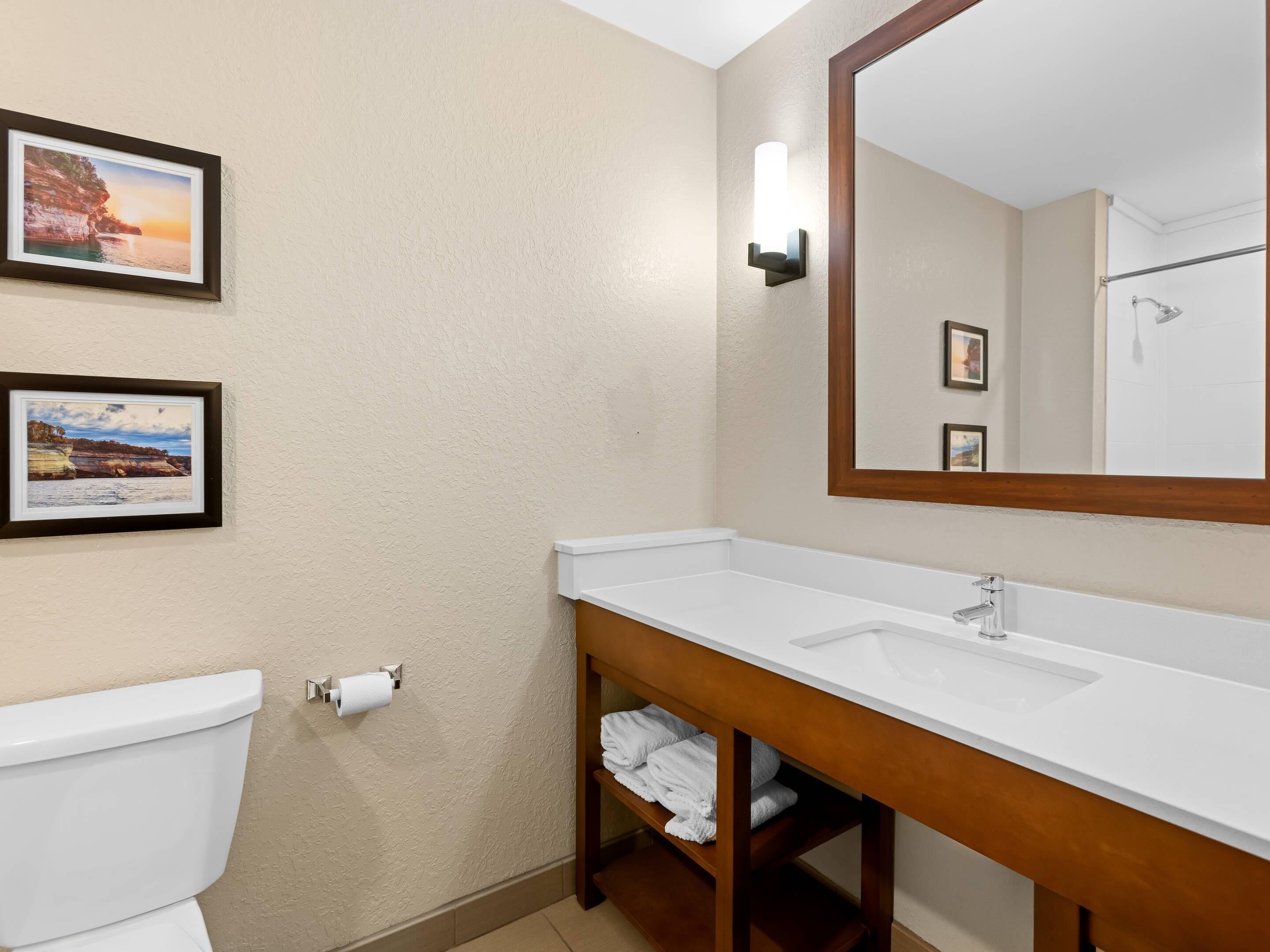 suite, multiple beds, non smoking (lakefront) | desk, iron/ironing board, free wifi