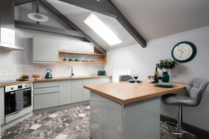 Superior Apartment, Private Bathroom | Shared kitchen