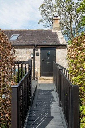 Superior Apartment, Private Bathroom | Exterior