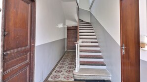 Unclassified image, 4 of 10, button - Toulon close center, 3 bedroom appartement (Toulon)