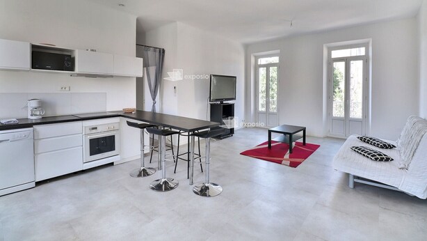 Unclassified image, 1 of 10, button - Toulon close center, 3 bedroom appartement (Toulon)