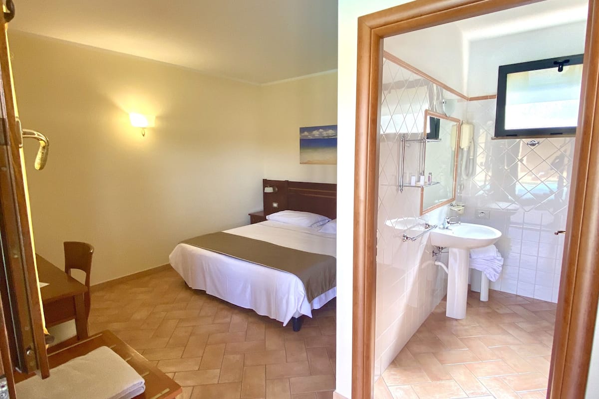 superior room, 1 double or 2 single beds, balcony | premium bedding, down duvets, minibar, in-room safe