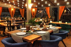 Restaurant - Ephesus Hotel Istanbul (Istanbul)