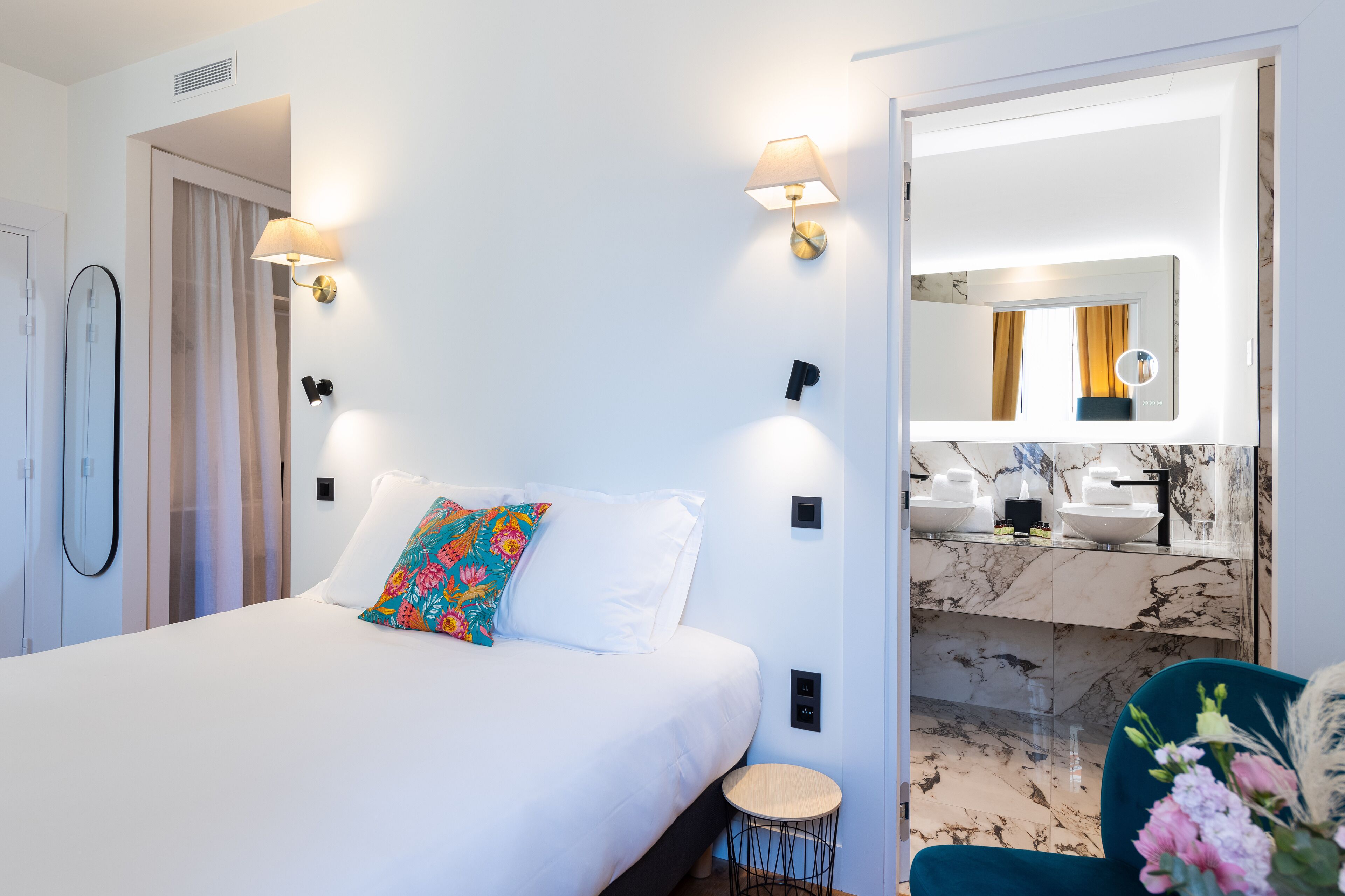 romantic double room | pillow-top beds, in-room safe, individually decorated