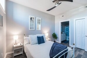 2 bedrooms, iron/ironing board, WiFi, bed sheets