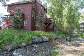 Exterior - Relaxing Creekside Stay | Walk to Town, Gondola & Hiking Trails (Telluride)