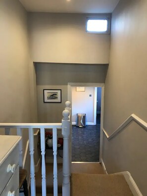 Interior - Bright and Spacious 2 Bedroom Flat in Stoke Newington (London)