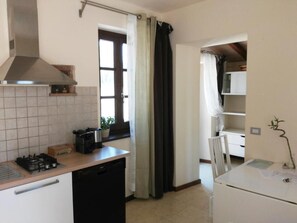 Private kitchen - Appartamento con 1 Camera da Letto e Vasca Idromassaggio (PASSIGNANO SUL TRASIMENO)