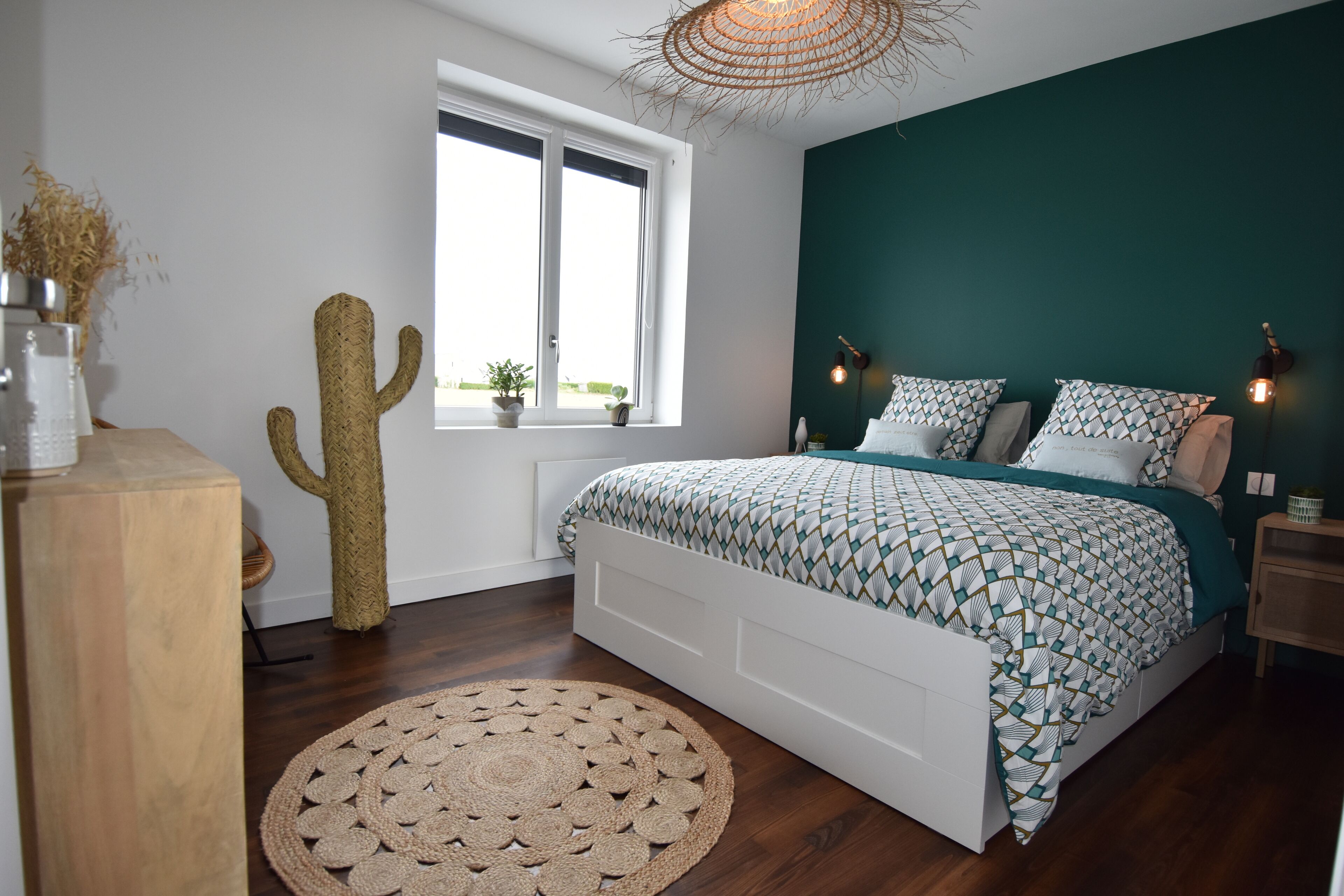 4 chambres, fer et planche à repasser, Wi-Fi gratuit, draps fournis