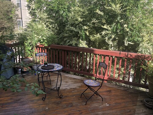 Resting Easy in Reston