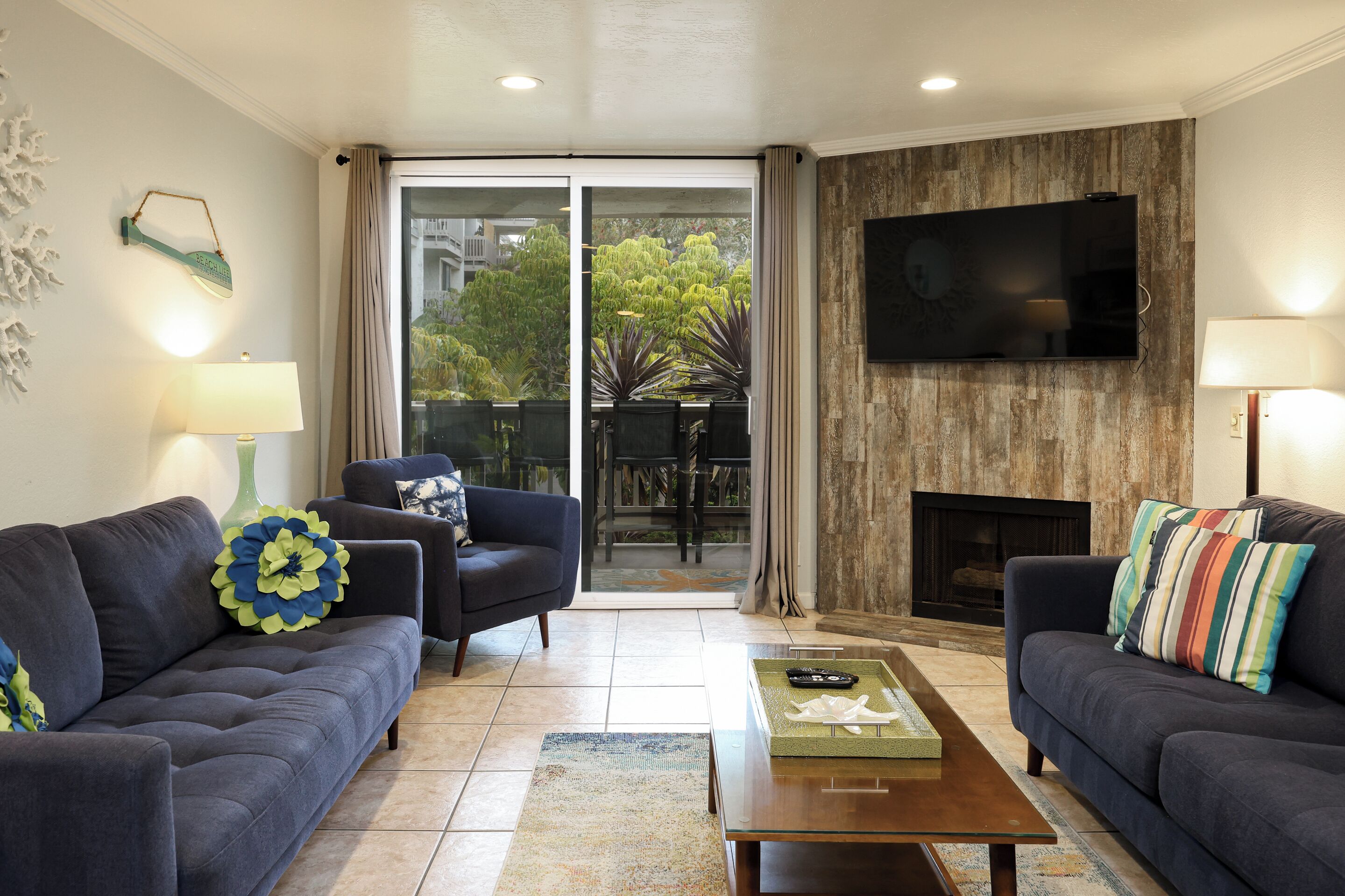 Beautifully Updated 2 Bedroom Beach Condo At North Coast Village! - Oceanside, CA
