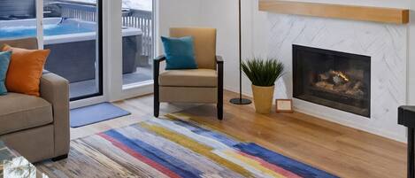 Condo, 3 Bedrooms | Living area | TV, fireplace