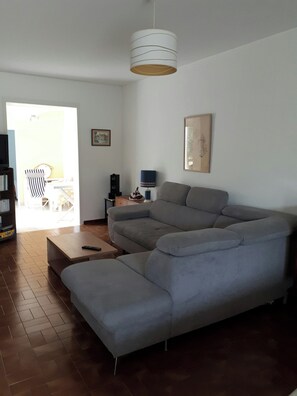 TV, DVD player, stereo