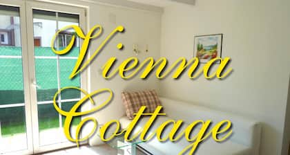 Vienna Cottage Friendly House with Garden free parking