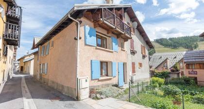 Chalet Blue Shutter, 50m des pistes, 10 personnes .