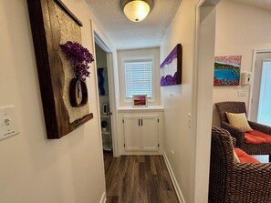 Interior - Beautiful cottage with gorgeous lake view, lake access and boat slip (Clarklake)