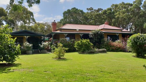 Ripplebrook Country Cottage
