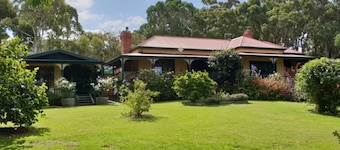 Ripplebrook Country Cottage