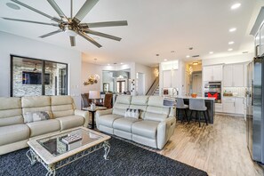 Smart TV, fireplace, DVD player, books