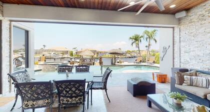 4 bdrm house close to restaurants, beach, attractions and quick boating access