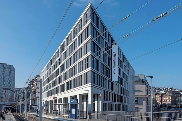 Hampton By Hilton Stuttgart City Centre - Stuttgart