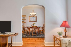 Condo, Multiple Beds, Lake View (Lakeview at Cordova) | Living room