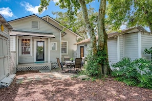 House, Multiple Beds (Happy Bungalow) | Exterior