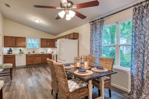 House, Multiple Beds (Ancient Oak Cottage) | Private kitchen - Ancient Oak Cottage (St. Augustine)