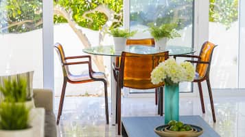 Microwave, oven, stovetop