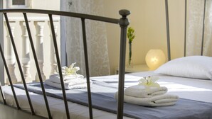 2 bedrooms, laptop workspace, WiFi, bed sheets - At Last You can Rent the Perfect Luxury Villa Close to all the Action, Protaras Villa 1433 (Paralimni)