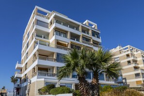 Apartment (2 Bedrooms) | Property amenity