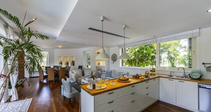 Picture Renting Your 5 Star Villa With Beautiful Private Pool, Larnaca Villa 1397