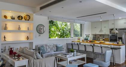 Picture Renting Your 5 Star Villa With Beautiful Private Pool, Larnaca Villa 1397