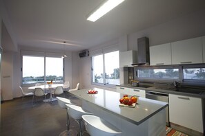 Villa (4 Bedrooms) | Property amenity