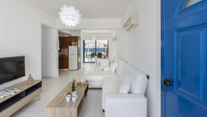 Living room - At Last You can Rent the Perfect Luxury Villa in Pernera Close to all the Action, Protaras Villa 1467 (Paralimni)