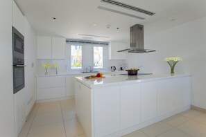 Villa (6 Bedrooms) | Servicio de la propiedad