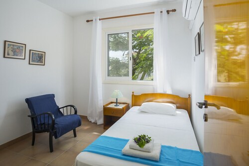 Dream Beachfront Haven: Protaras Apartment 1450