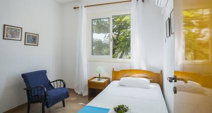 Dream Beachfront Haven: Protaras Apartment 1450