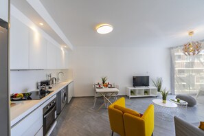 Micro-ondas, fogão, cooktop