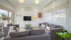 Ảnh chưa phân loại, 5 trong số 30 ảnh, nút