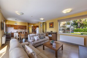 Villa (3 Bedrooms) | Property amenity - At Last You can Rent the Perfect Luxury Villa in Larnaca, Larnaca Villa 1392 (Pervolia)