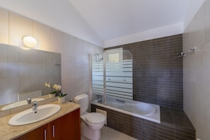 Villa (3 Bedrooms) | Ausstattung der Unterkunft