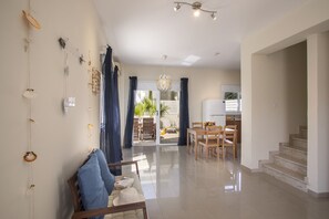 Property amenity - The Secret to Enjoying Your 5 Star Villa Close to the Beach, Protaras Villa 1484 (Paralimni)