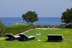 Property grounds - The Secret to Enjoying Your 5 Star Beachfront Villa, Protaras Villa 1519 (Paralimni)