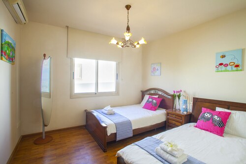 Perfect Holiday, Larnaca Apartment 1390