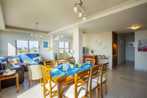 Perfect Holiday, Larnaca Apartment 1390